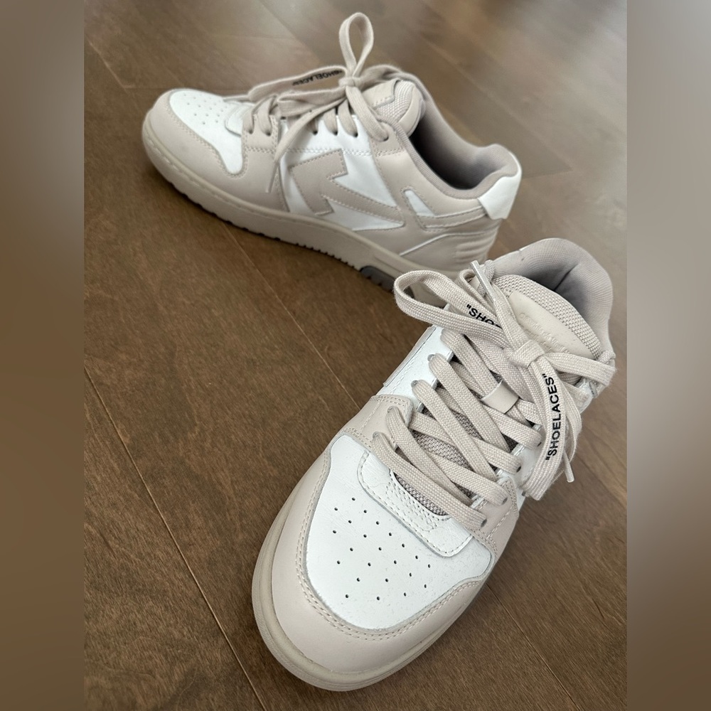 Off-Whites Out Of Office Sneakers